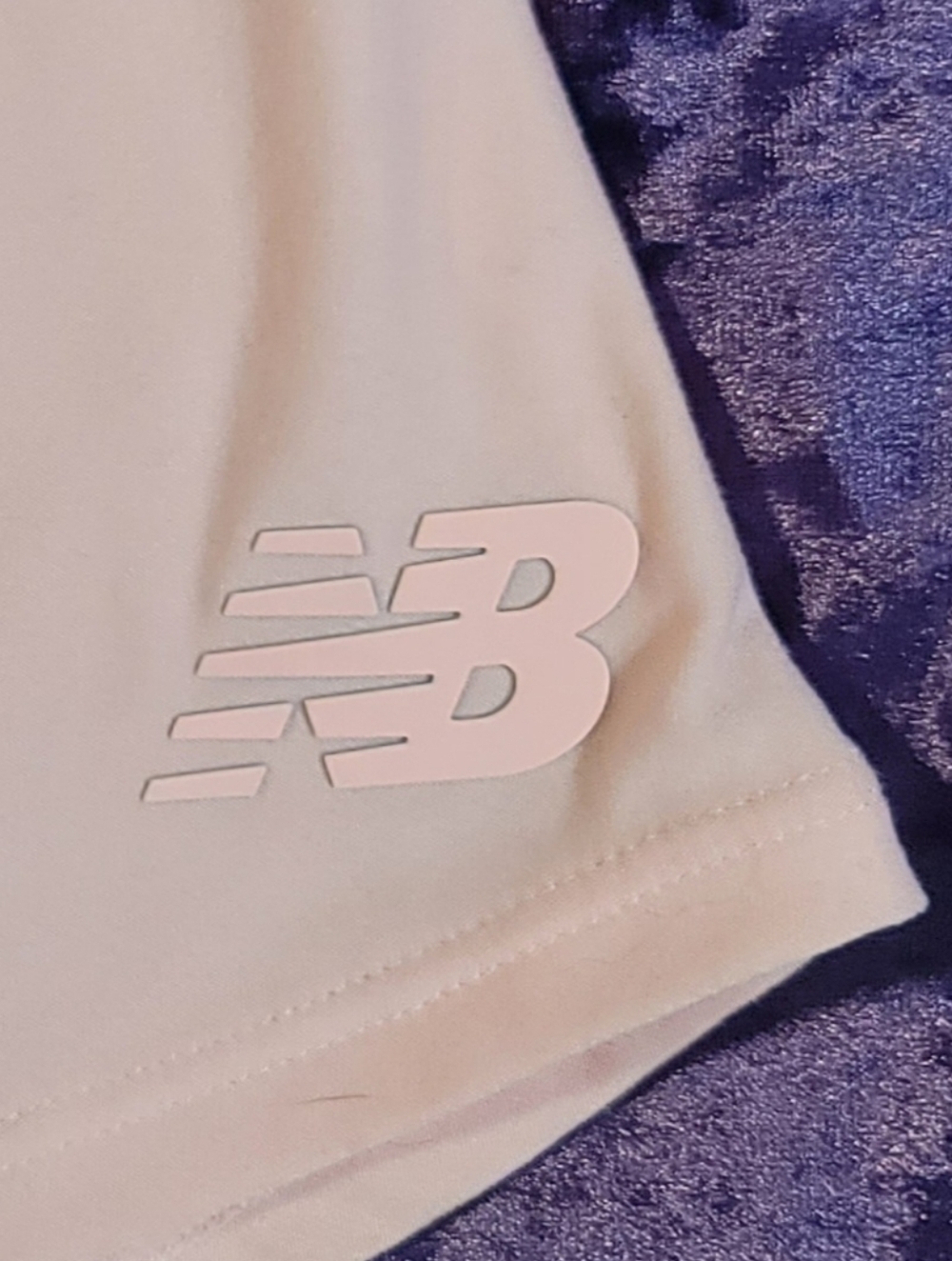 0903. NWOTs ~ New Balance ~ Light Weight ~ Peach ~ Large - Picture 4 of 8